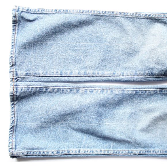 KHAITE Benny Faded High-Rise Kick-Flare Jeans 26" / Size 25 / Vintage Blue - Picture 8 of 11